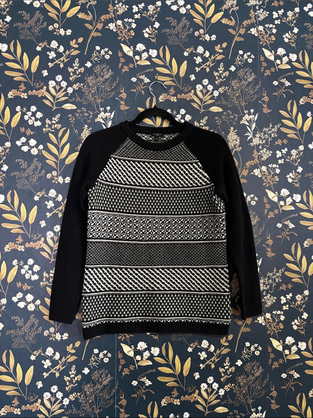 Talbots Petites Black & White Patterned Crewneck Sweater Size Sp